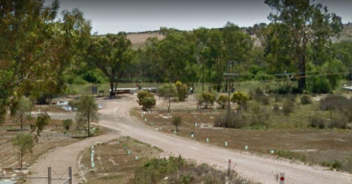 Hettner Landing Camping Area Caravan and Camping